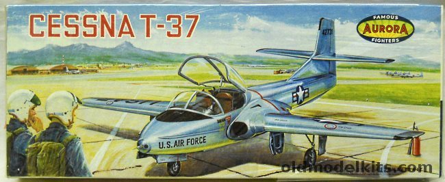 Aurora 1/43 Cessna T-37A - (ex-Strombecker), 138-98 plastic model kit